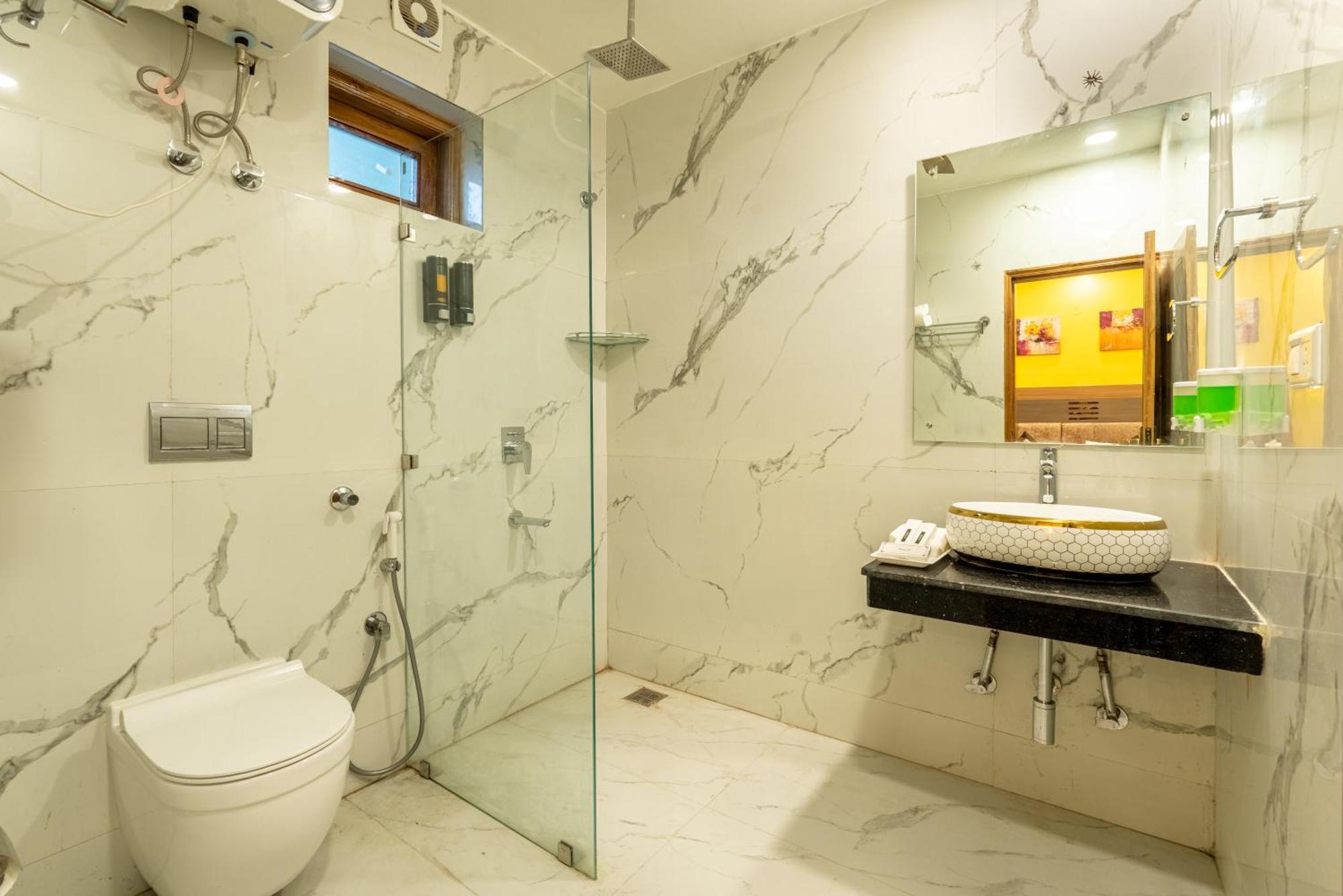 Lime Tree Hotel & One Bhk Serviced Apartment Noida - Sector 50 Metro Esterno foto
