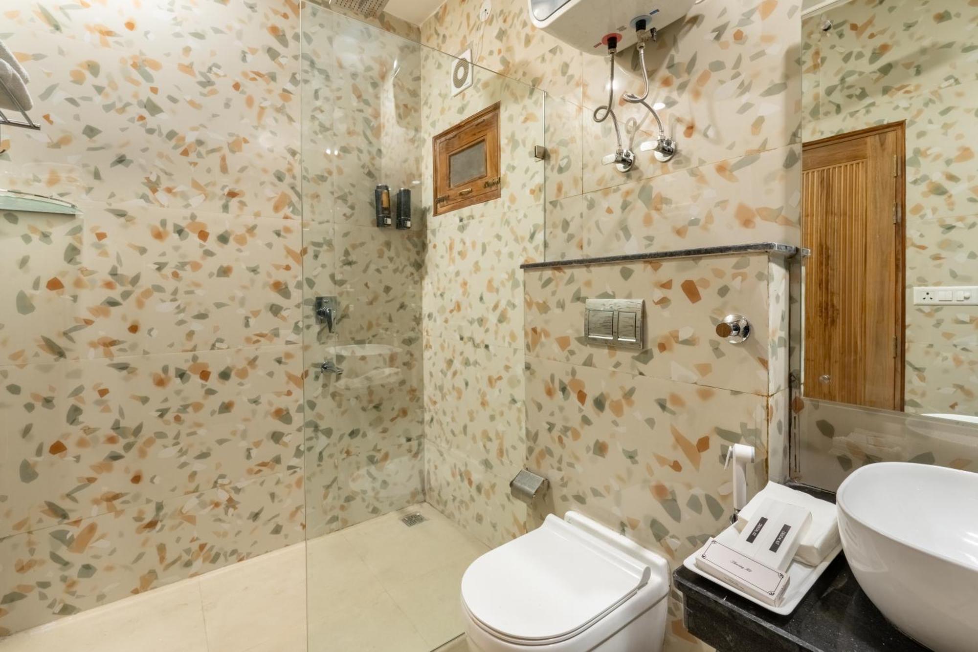 Lime Tree Hotel & One Bhk Serviced Apartment Noida - Sector 50 Metro Esterno foto