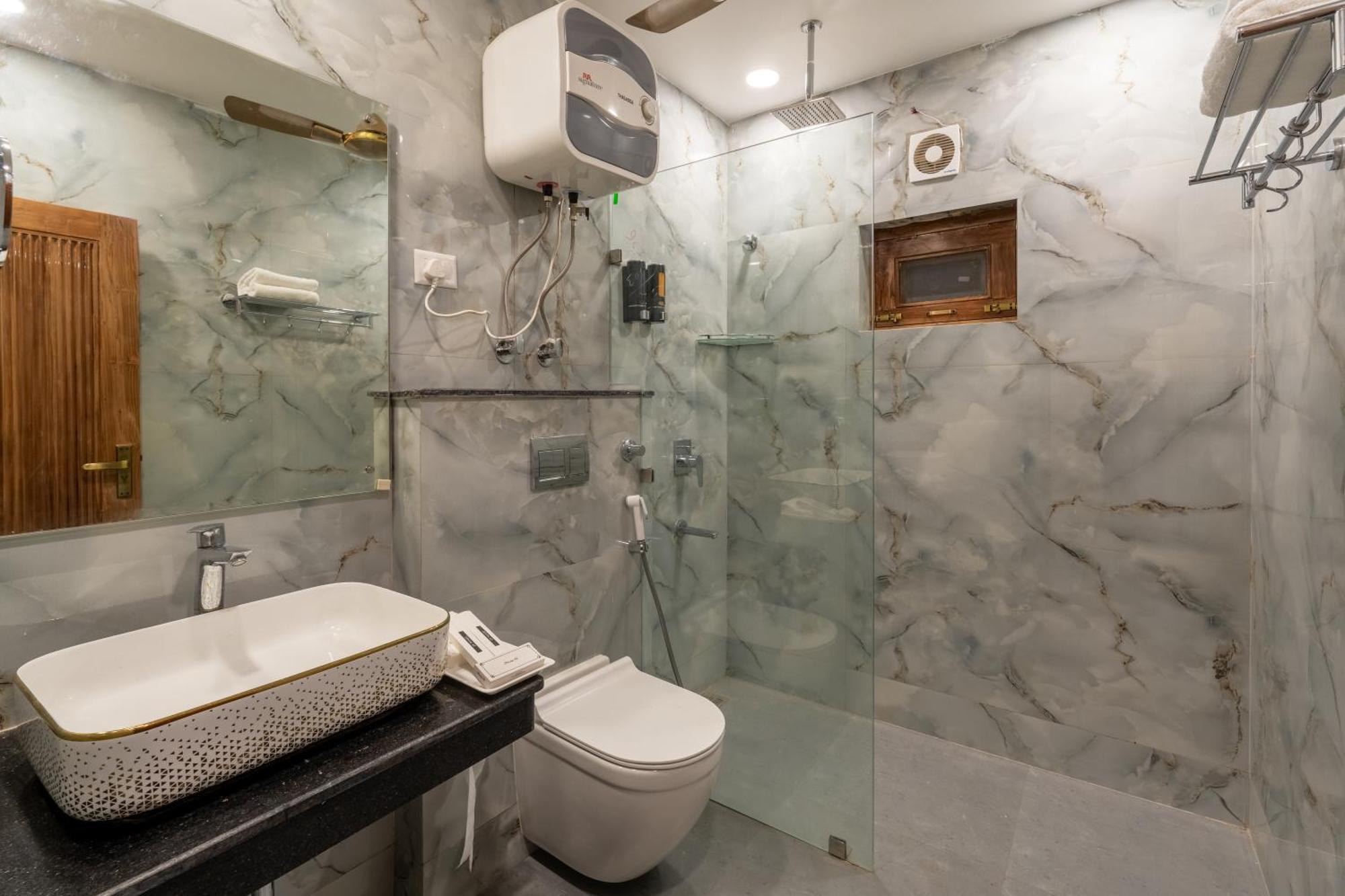 Lime Tree Hotel & One Bhk Serviced Apartment Noida - Sector 50 Metro Esterno foto