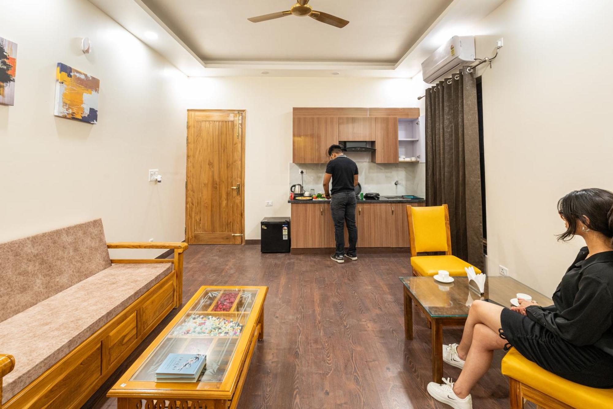 Lime Tree Hotel & One Bhk Serviced Apartment Noida - Sector 50 Metro Esterno foto
